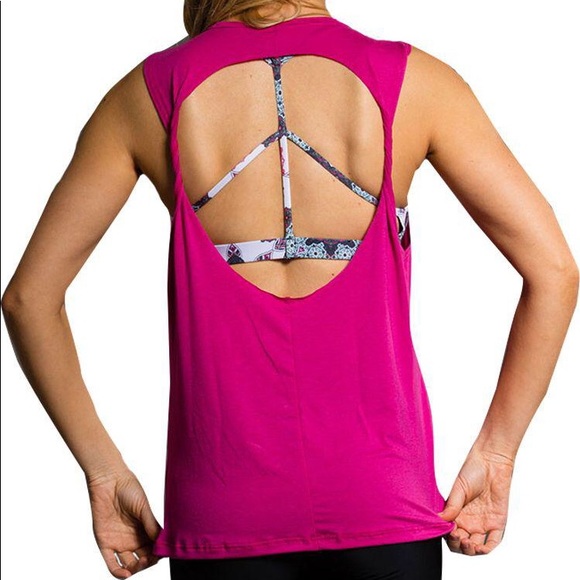 Onzie Tops - Onzie Twist Back Tank